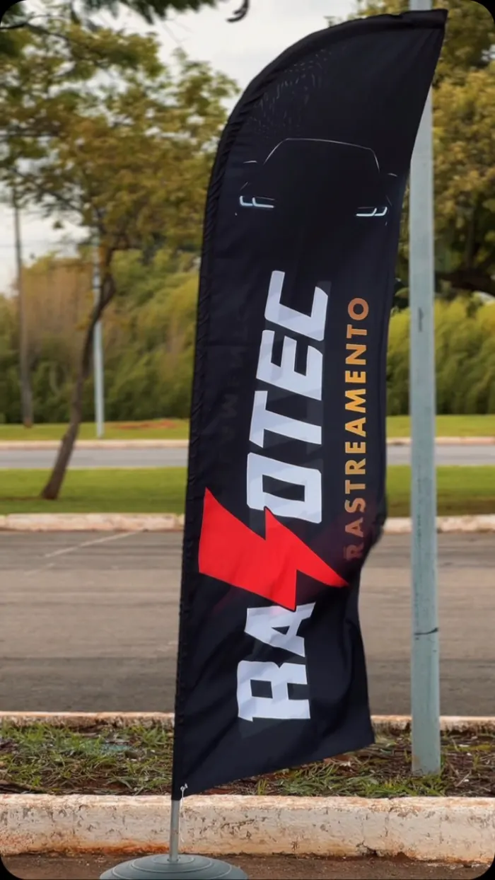 Bandeira da Raiotec Rastreamento